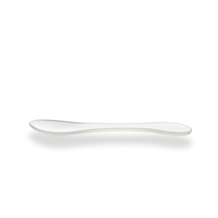 Flat translucent spatula for cosmetic jar