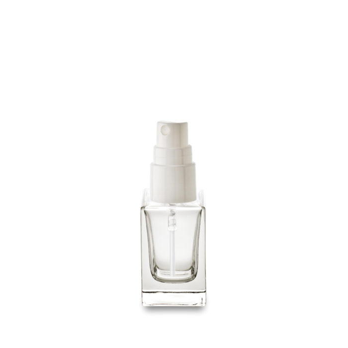 A white sprayer on its Vénus 30 ml glass bottle